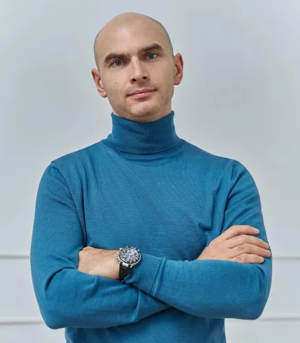 Anton Dzhoraev