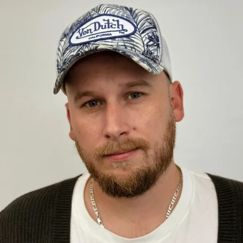 Hugo Riley