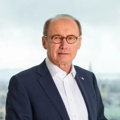 Dr Othmar Karas