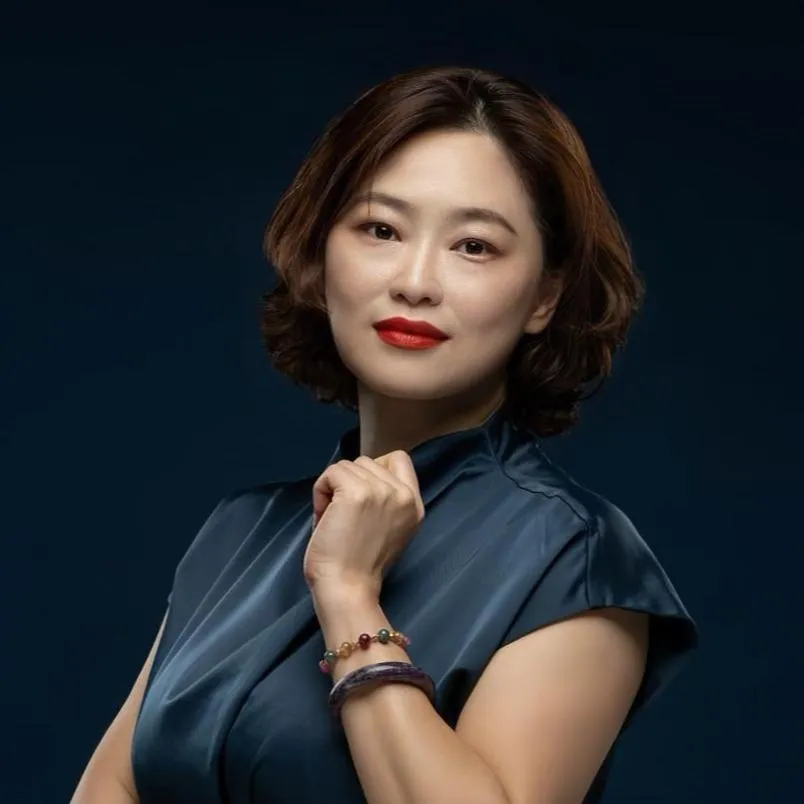 Larisa Tseng