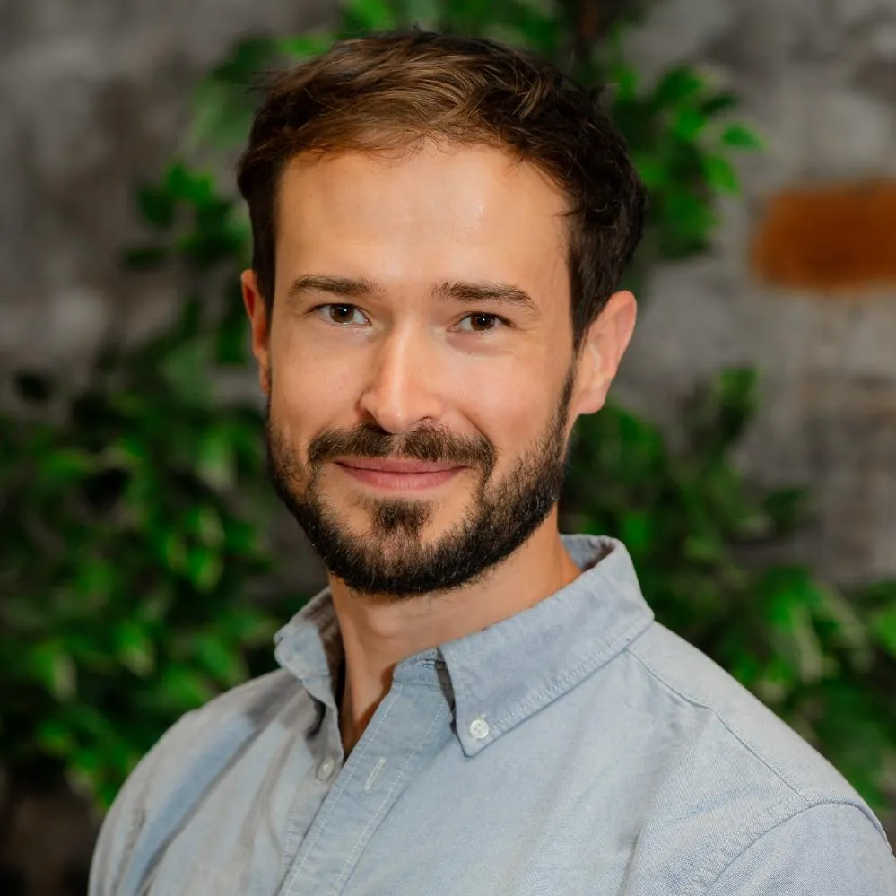 Dr. Sam Impey